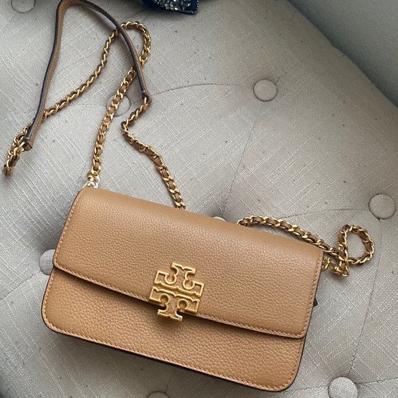 SOLD Tory Burch used to excellent condition - Picture 1 of 3